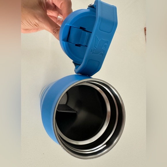 Iceflew Bottle Stanley 36OZ (1.1 L) Azure with flip straw! Leak resistant-NWT - Picture 5 of 12